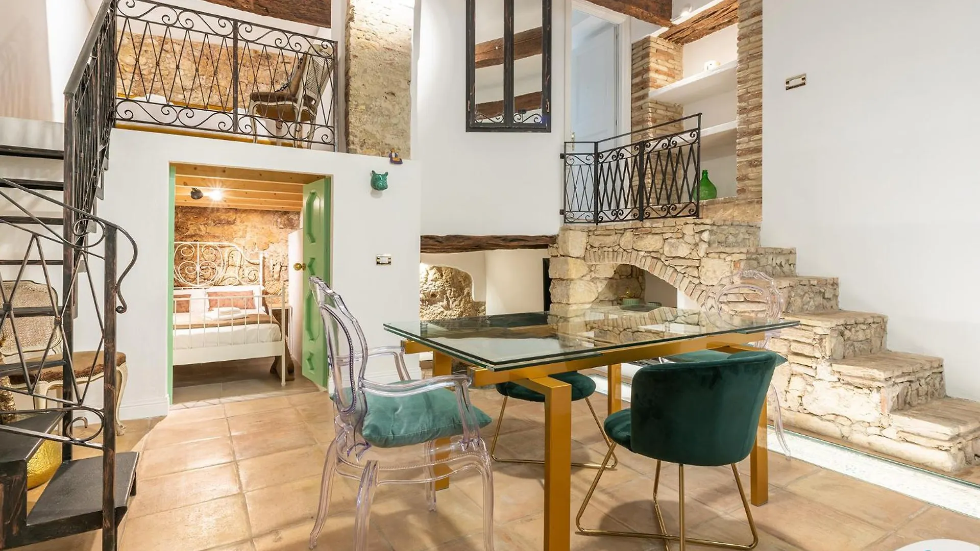 La Corte 43 - Charming Apartment Кальяри Италия
